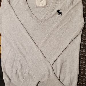 Abercrombie & Fitch sweater, gray color, small size